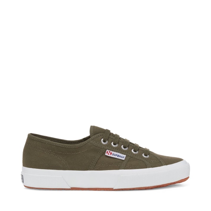 Superga 2750 Algodón Lavado Sherwood Verde Lavado