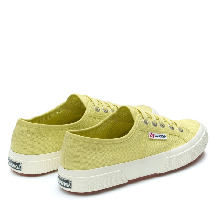 Superga 2750 Cotu Classic Amarillo Polvoriento-f Avorio