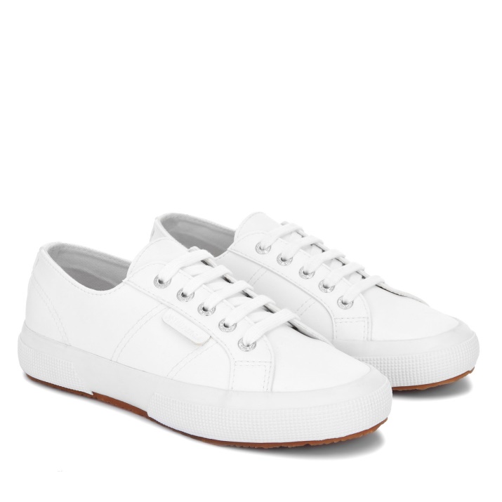 Superga 2750 Cuero A Base De Maiz Blanco