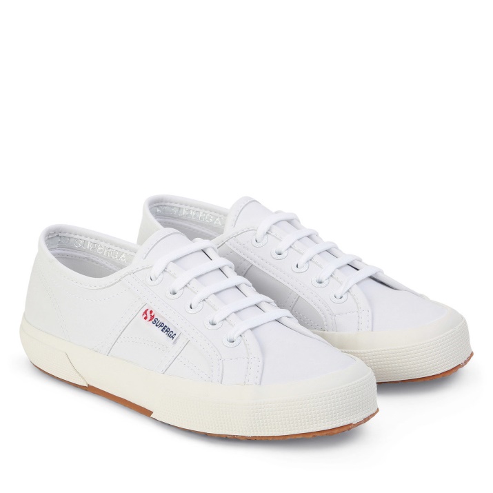 Superga 2750 Cuero Vegano Blanco óptico - F Avorio