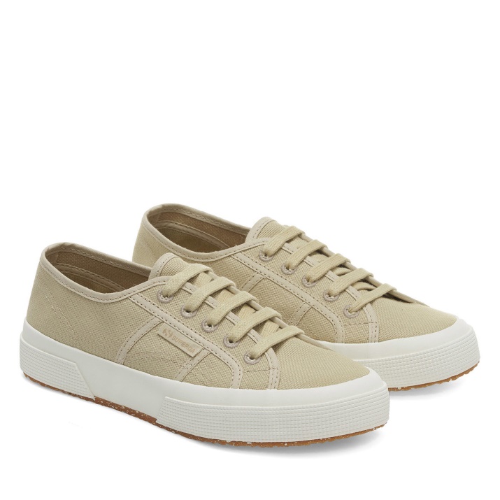 Superga 2750 Lona Orgánica Tinte Natural Magenta Terminalia