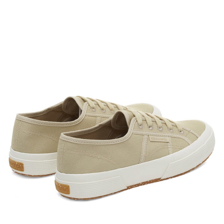 Superga 2750 Lona Orgánica Tinte Natural Magenta Terminalia