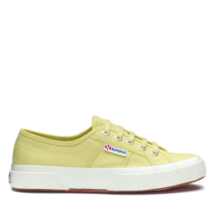 Superga 2750 Cotu Classic Amarillo Polvoriento-f Avorio